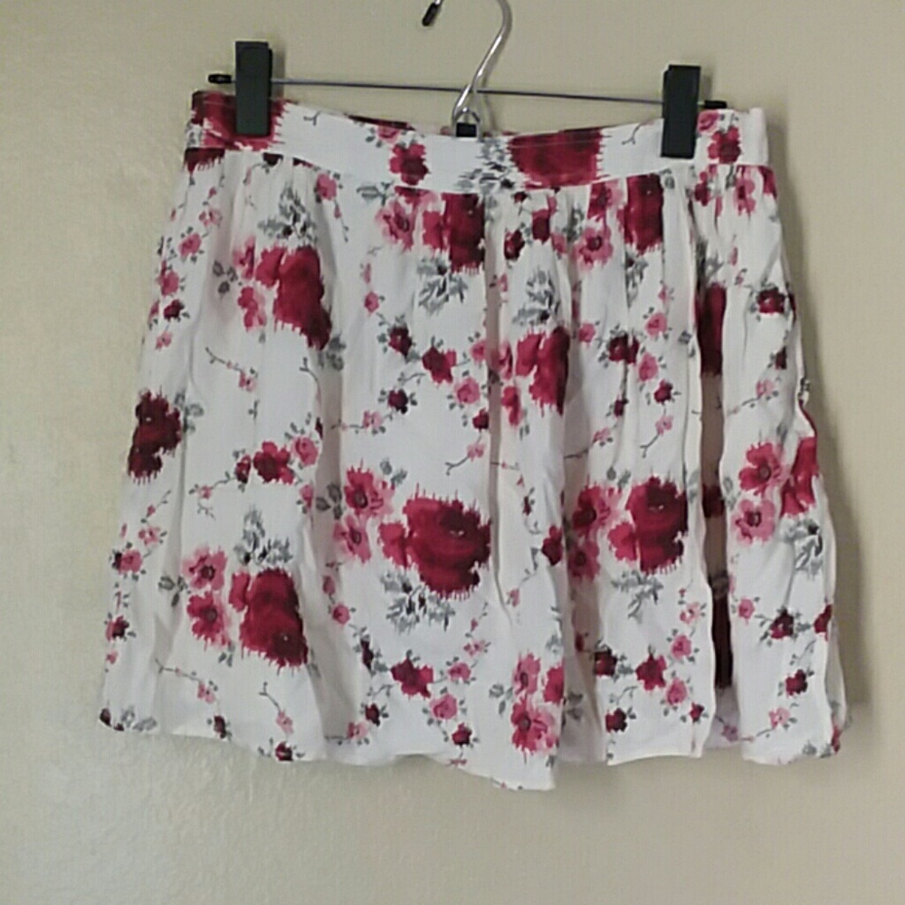 Nwt American eagle skirt